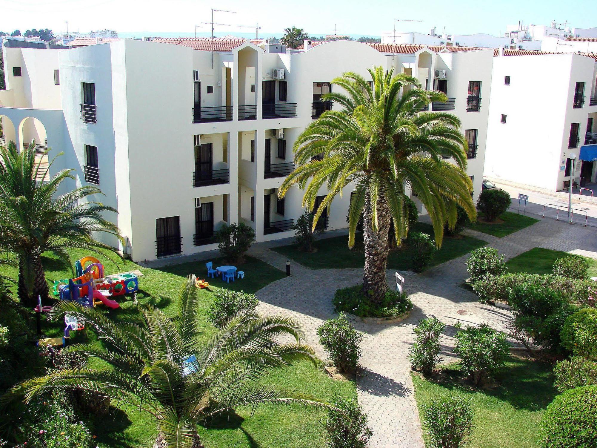 Clube Alvorferias Aparthotel Exterior photo